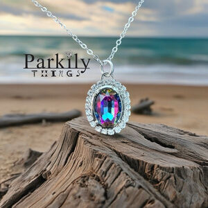 Handcrafted necklace with Swarovski crystal and chain